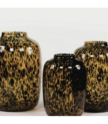 Vase ambre et tache