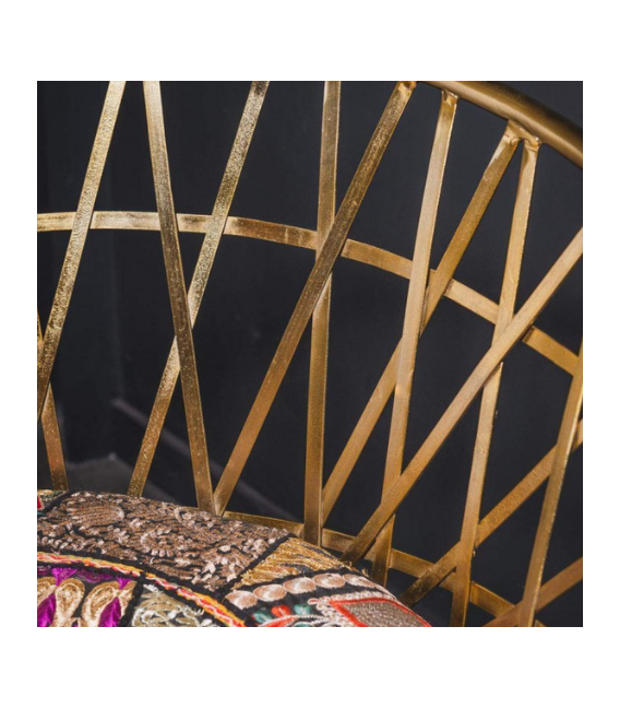 Fauteuil indien – Siège en laiton et textiles de cérémonie recyclés