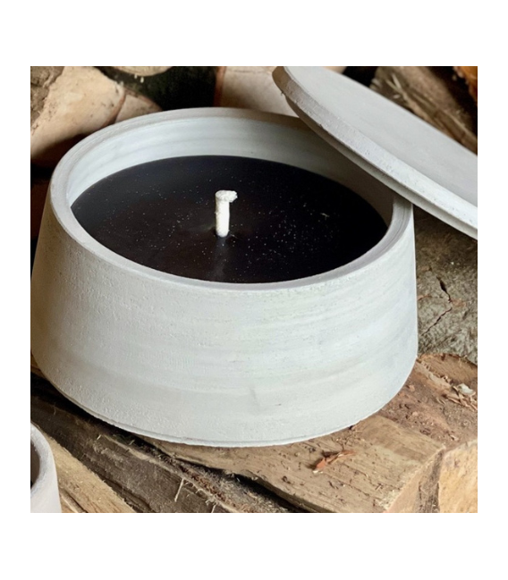 Bougie Extérieure parfumée dans un pot de terre gris avec couvercle