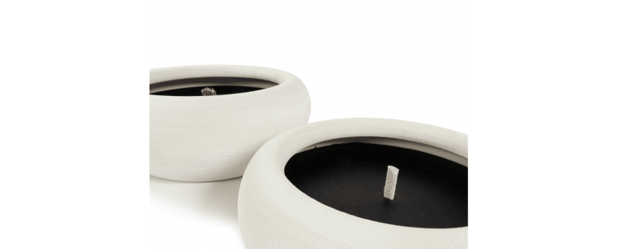 Scented or unscented outdoor candle
